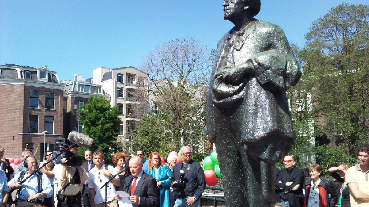 Protest tegen verdwijnen bieb Loosdrecht