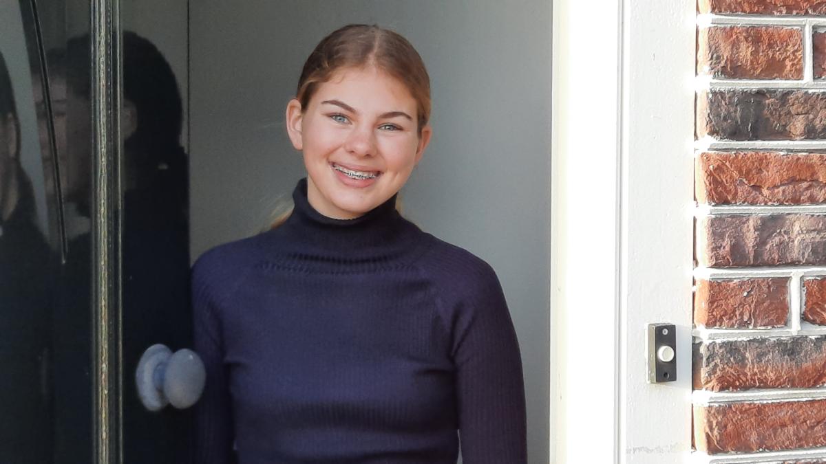 Sofie (14) is extra voorzichtig op school: “Voor je het weet, heb je het zelf ook”