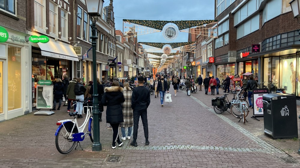 Verdeelde reacties bij winkeliersverenigingen over shoppen op afspraak - NH  Nieuws