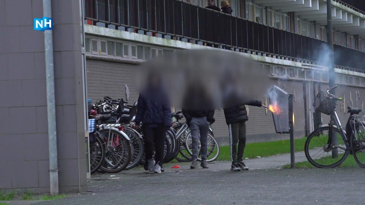 Politie mag mensen in Alkmaar-Noord en Overdie fouilleren rondom oud en nieuw