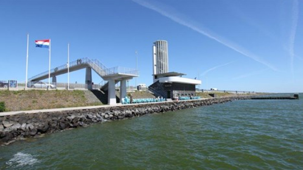 Afsluitdijk Is Weer Open Na Storing, Oorzaak Kapotte Brug Onbekend - NH ...