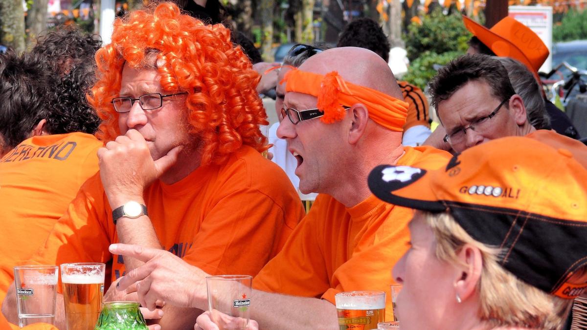 Hilversumse kroegen mogelijk langer open tijdens nachtelijke WK-wedstrijden