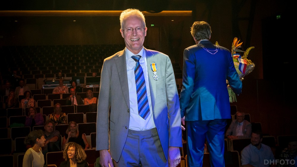 Koninklijke onderscheiding voor Aad de Wit bij afscheid van ROC Kop van ...