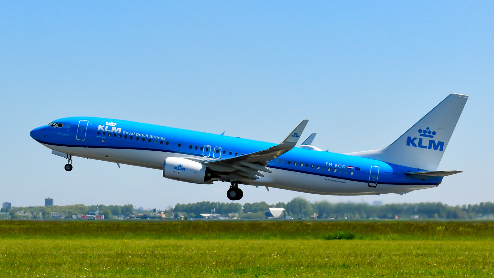 18 vrouwen KLM-vlucht gehaald Schiphol voor niet opvolgen coronaregels - NH Nieuws