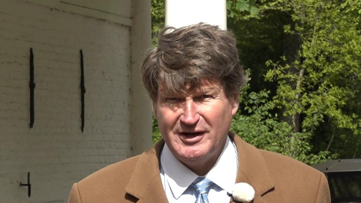 Wraak van de provincie? Bloemendaalse zakenman wacht al jaren op verborgen documenten