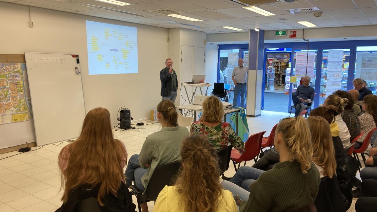 'Denk outside the box': studenten krijgen opdracht echte problemen op te lossen