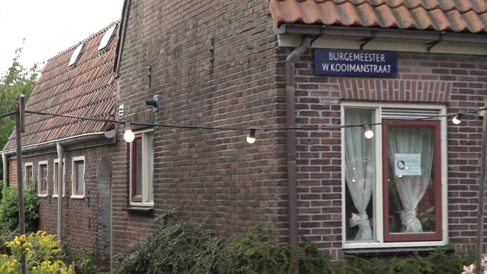 Sociale huurwoning met aangebouwde koolschuur - NH Nieuws/ Anne Klijnstra