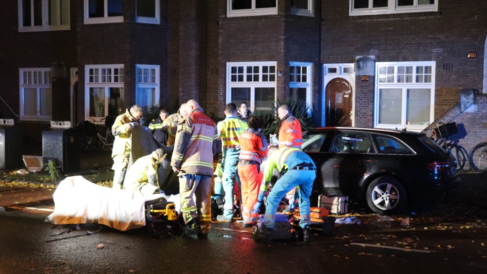 Fietser zwaargewond na ongeval in Amsterdam-Zuid, automobilist ...
