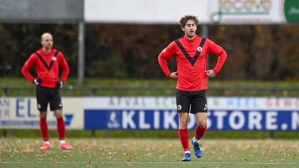 Blamage AFC Bij Hekkensluiter, Verrassende Nederlaag Kon. HFC, Jong ...