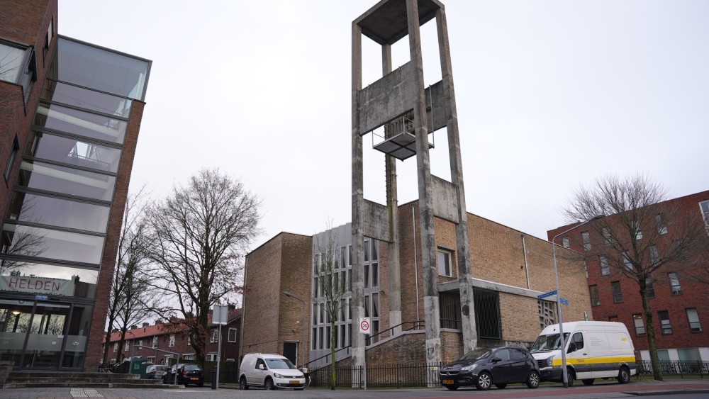 Islamitisch Centrum Al Amal aan de Minckelersstraat in Hilversum