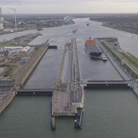 En de naam voor het programma over de opening van de zeesluis is... Opening Zeesluis IJmuiden!