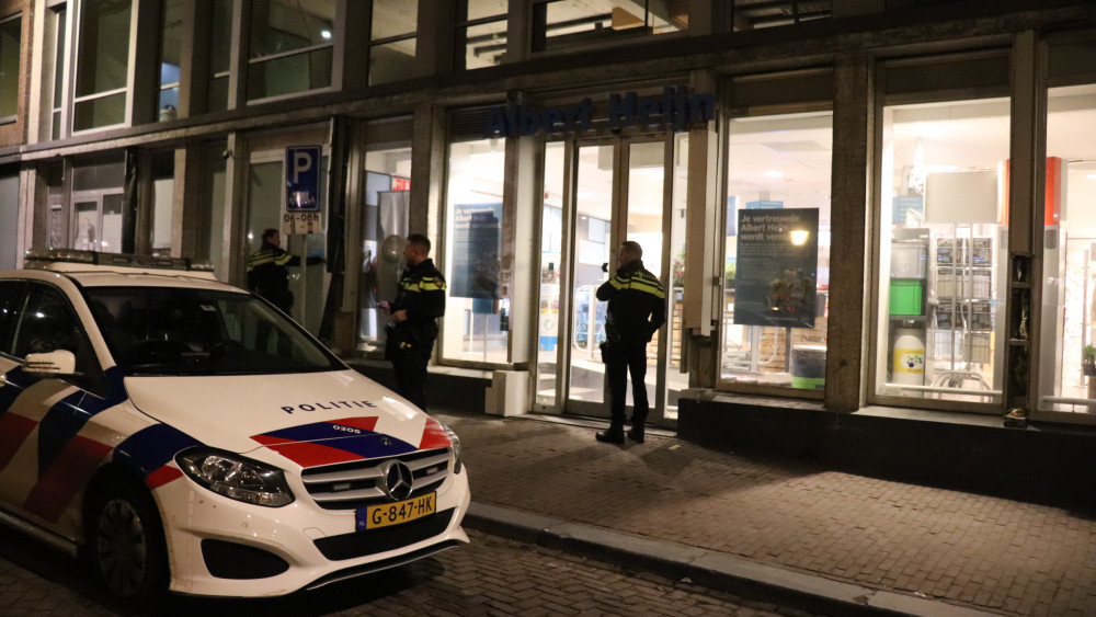 Supermarktmedewerkers Komen Met Schrik Vrij Bij Poging Overval ...