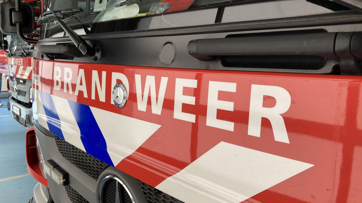 Brand in woning Ilpendam • Demonstraties bij Ahold