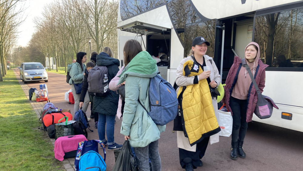 45 Oekraïense Vrouwen En Kinderen Opgehaald Na Actie IJmuidense ...