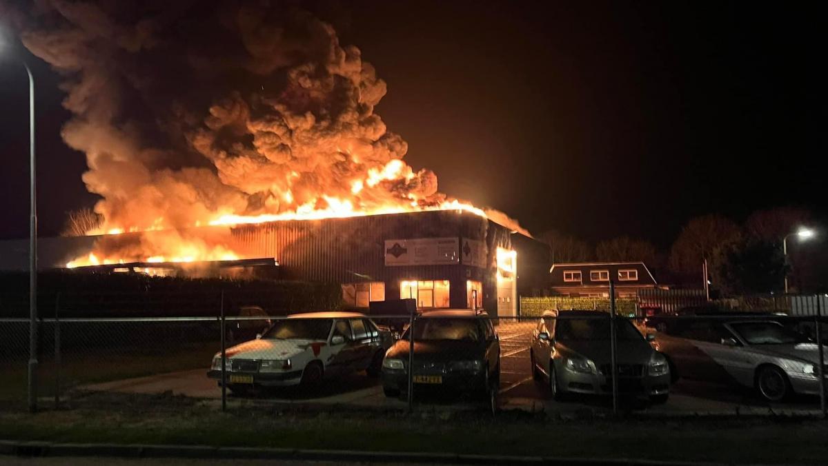 Pim en Luuk Ditmar gaan door in De Goorn en zijn overrompeld door hulp na brand