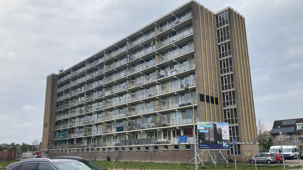 Omwonenden kijken uit naar sloop gele flat Heemskerk: 