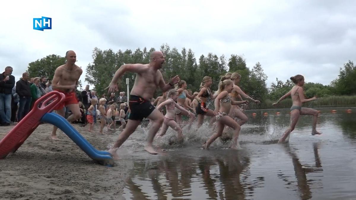 Zwembad 't Petje opgeknapt door vrijwilligers: 