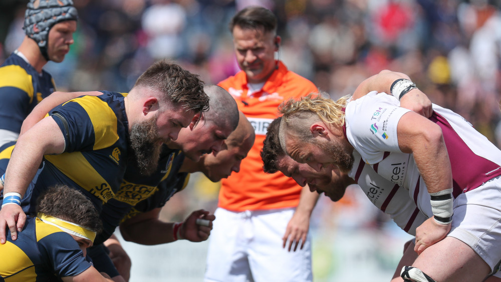 Tranen, trots en tragiek bij RFC Haarlem tijdens landelijke rugbyfinale Tranen, trots en tragiek bij RFC Haarlem tijdens landelijke rugbyfinale