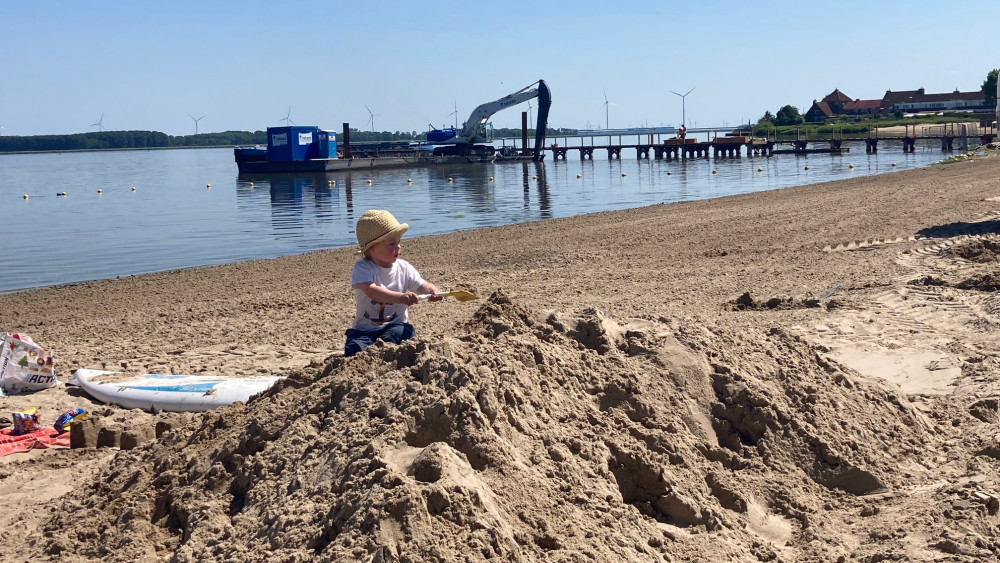 Vernieuwde Zomerkade, spelen op het zand