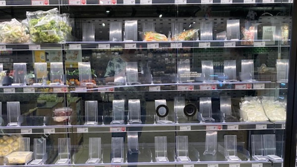 Boerenblokkades zorgen voor veel lege schappen bij Jumbo in Zwaagdijk