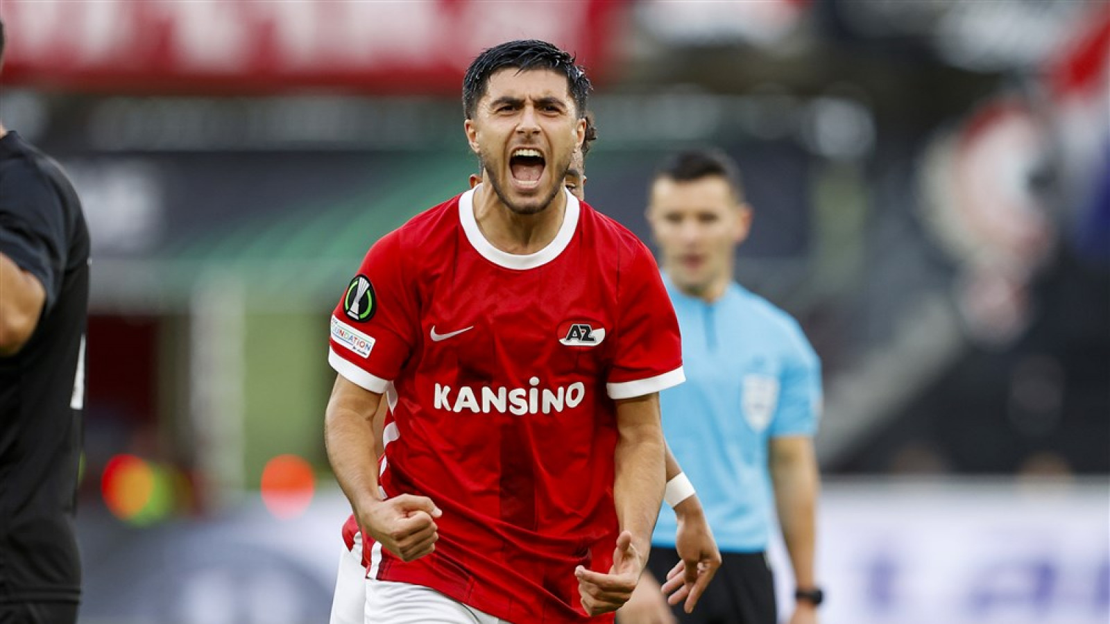 Scorende basisdebutant Yusuf Barasi schenkt goal aan ouders: "Deze is voor  jullie" - NH Nieuws