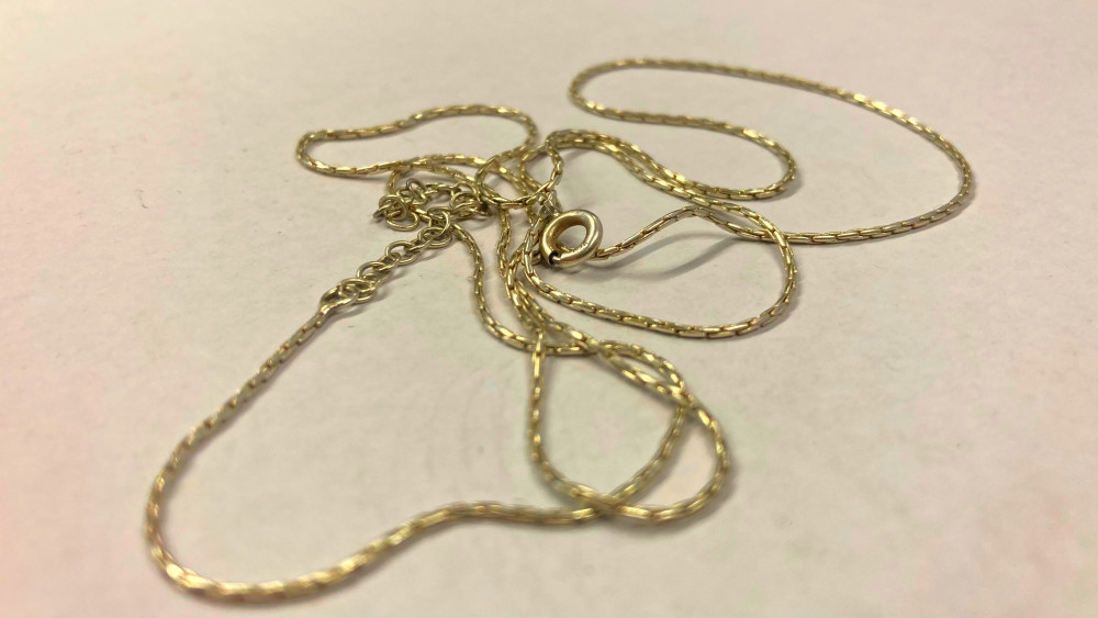 Violent necklace robber who used pepper spray sentenced to 14 months