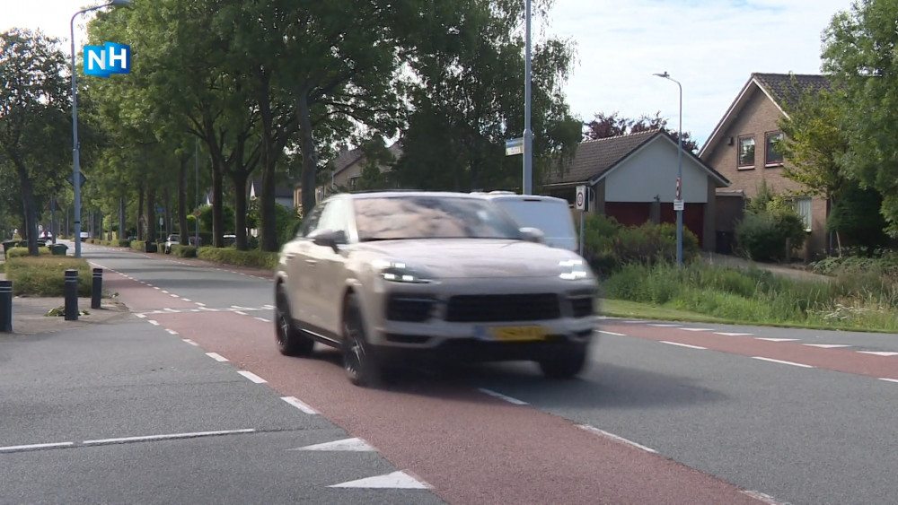 Tientallen automobilisten over de schreef op beruchte Aalsmeerderweg in Rijsenhout