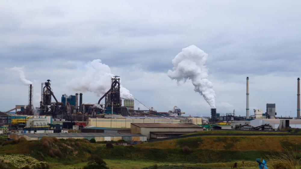 Tata Steel IJmuiden moet 170 miljoen besparen', Financieel