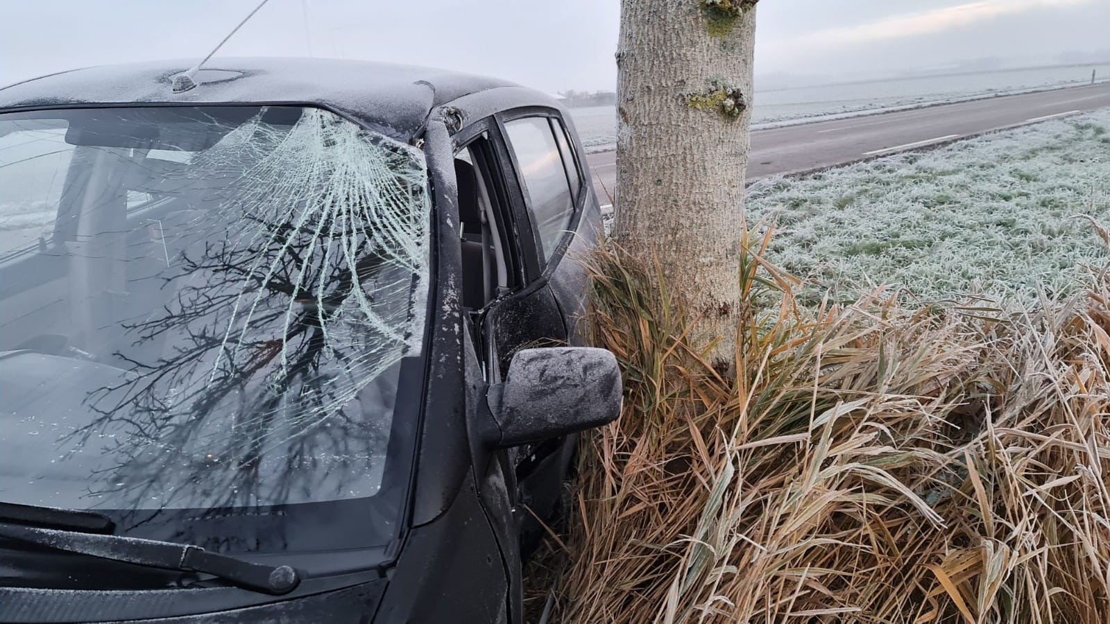 Ongeluk Nieuwesluizerweg in Slootdorp 