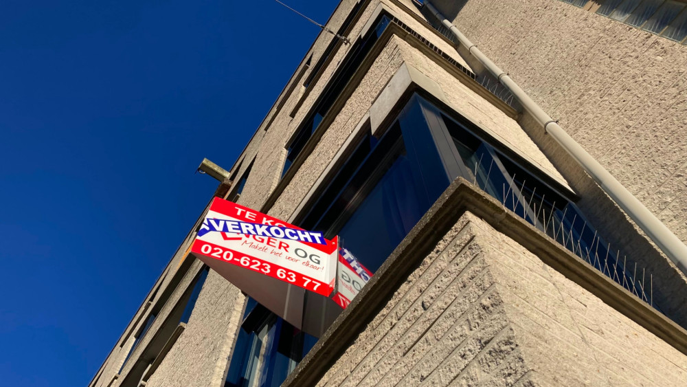 Amsterdam house prices fall faster than national average, but overbidding remains the norm