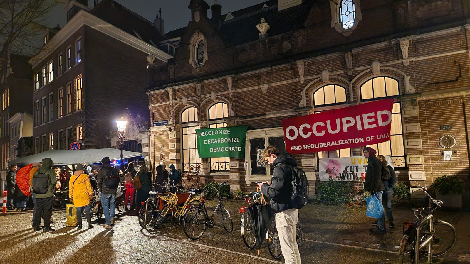 ME ingezet bij bezetting Binnengasthuis