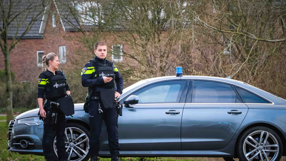 Grote Politie-inzet Na Melding Over Conflict Met Vuurwapen In Hoofddorp ...