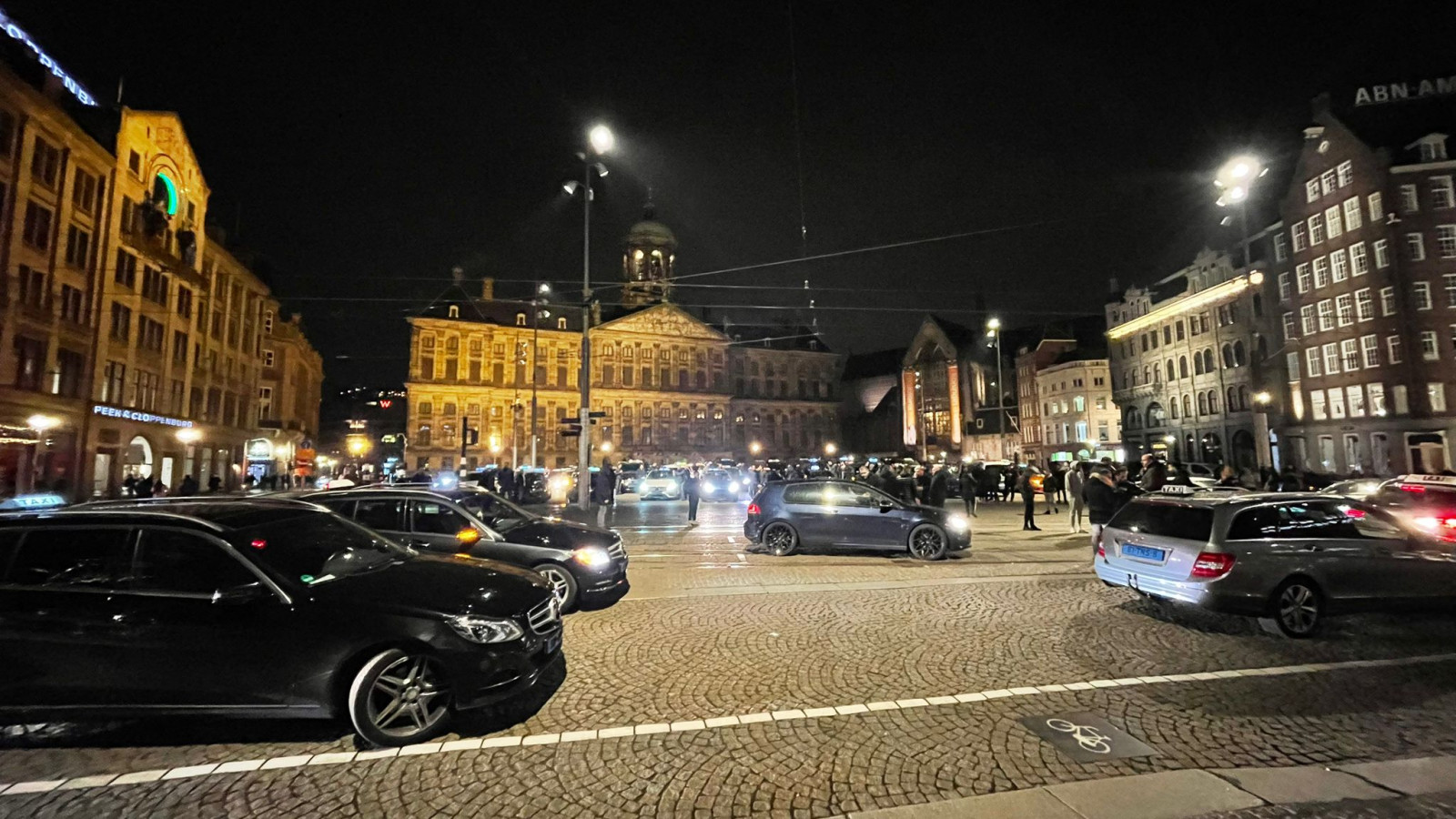 Grote taxidemonstratie in centrum