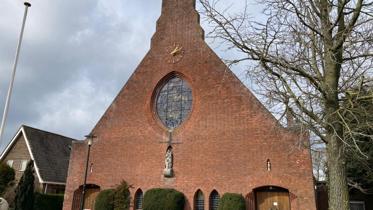 Rel rondom fusie katholieke kerken: Zwaagdijker kerk wil op eigen voet verder