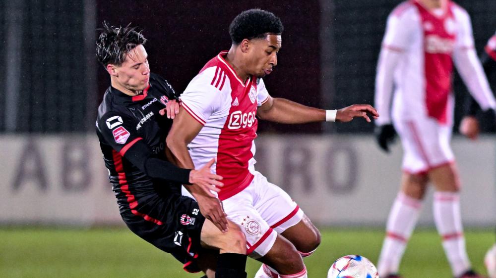 Jong AFC Ajax Amsterdam 1-2 Jong AZ Alkmaar Zaanstreek :: Vídeos ::