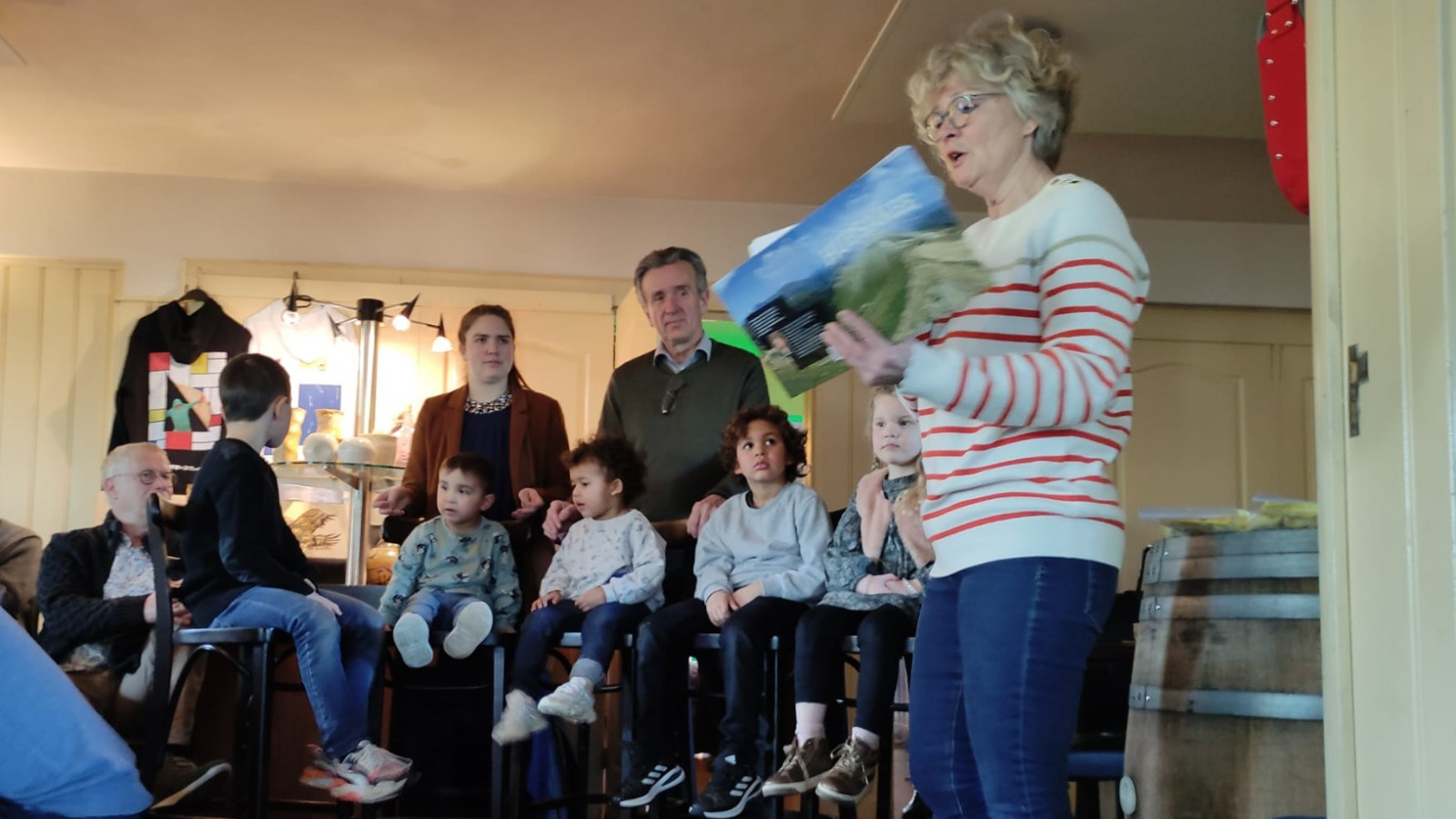 Gepolijst aflevering Symmetrie IJmondse kinderboekenschrijver Perton weet hoe je impact hebt op je wijk - NH Nieuws Gepolijst aflevering Symmetrie IJmondse kinderboekenschrijver Perton weet hoe je impact hebt op je wijk - NH Nieuws