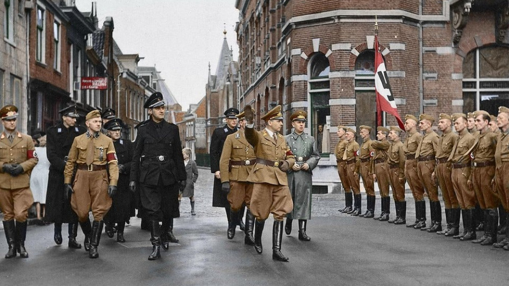 De oorlog in Haarlem in beeld en kleur "Kleurenfoto's spreken veel