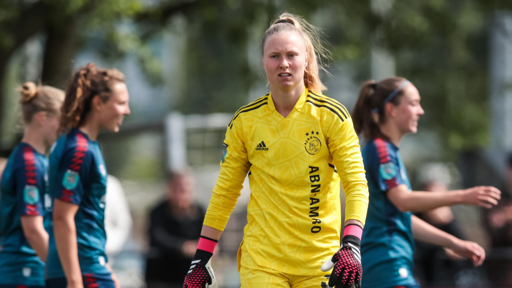 Ajax Vrouwen grijpt naast Eredivisie Cup; FC Twente te sterk na zevenklapper NH Nieuws Ajax Vrouwen grijpt naast Eredivisie Cup; FC Twente te sterk na zevenklapper NH Nieuws