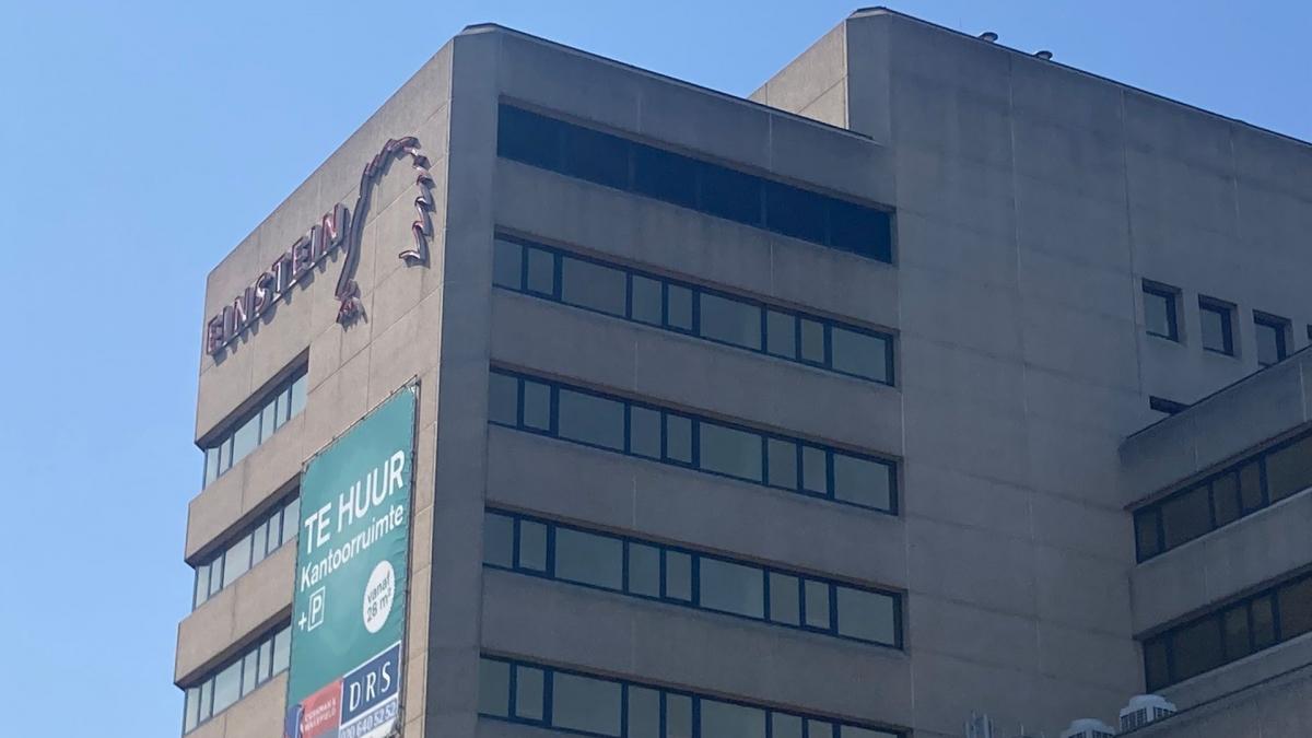 Kantoorgebouw Sloterdijk wordt voor 10 jaar opvanglocatie voor 650 asielzoekers