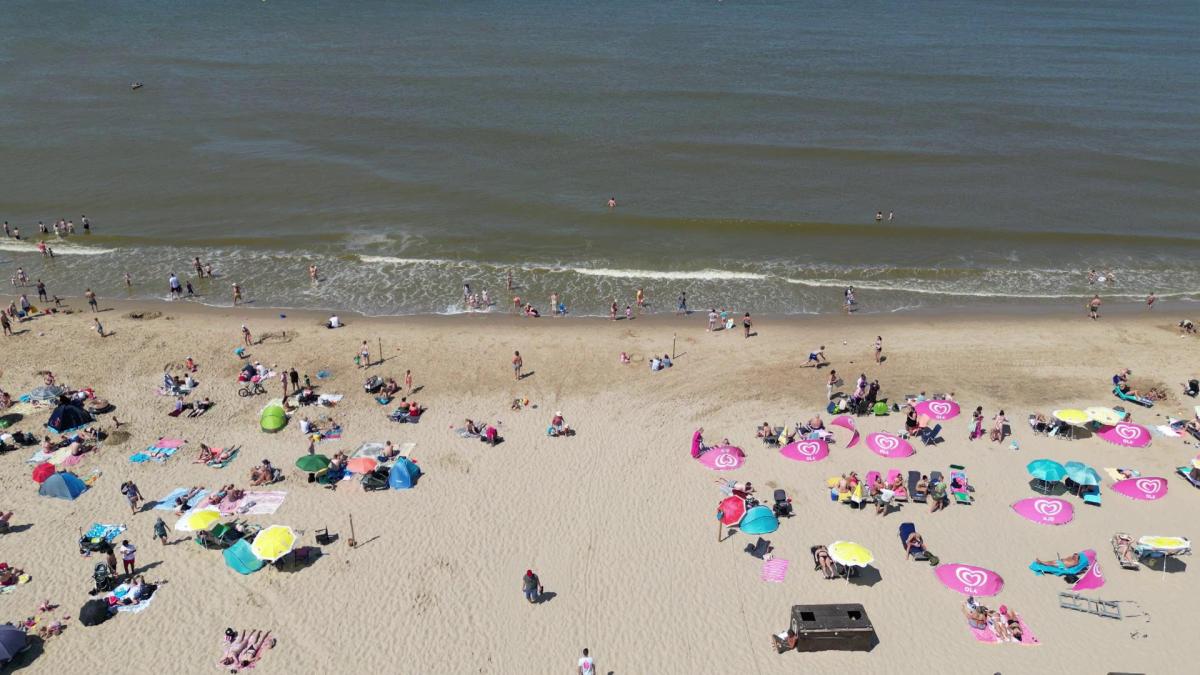 'Hittebel' stevent recht op Noord-Holland af