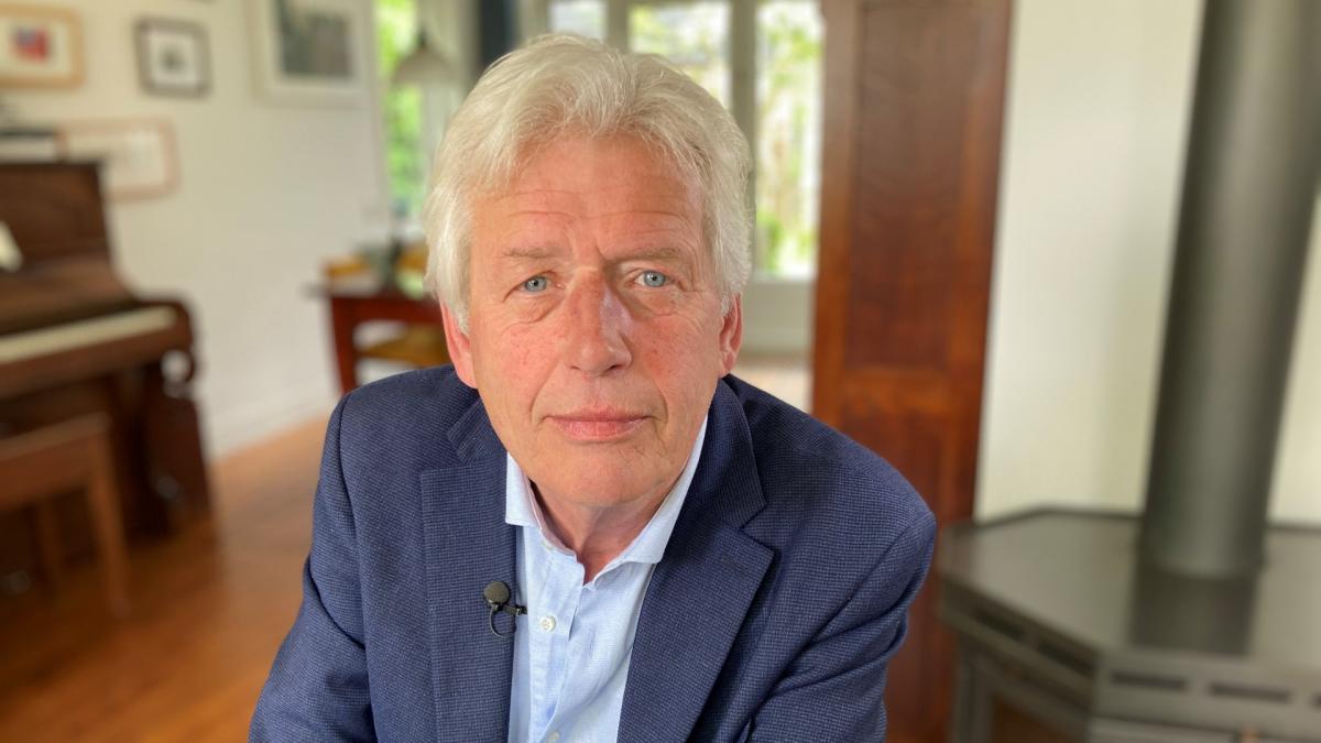 Schrijver Sjoerd Kuyper (74) uit Bergen overleden