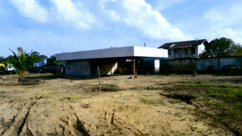 Bedrijfsterrein van vermiste Hoofddorper Rishi Parmesar (48) in Lelydorp, Suriname