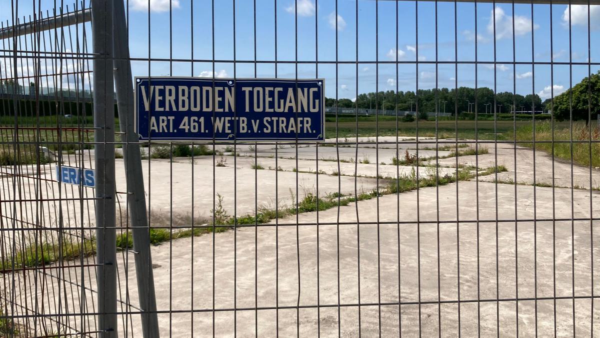 Provincie en Medemblik lijnrecht tegenover elkaar over flexwoningen Zwaagdijk-West