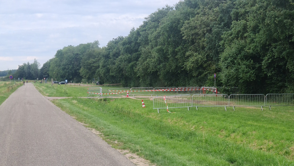 Het schoon te maken gebied is afgezet