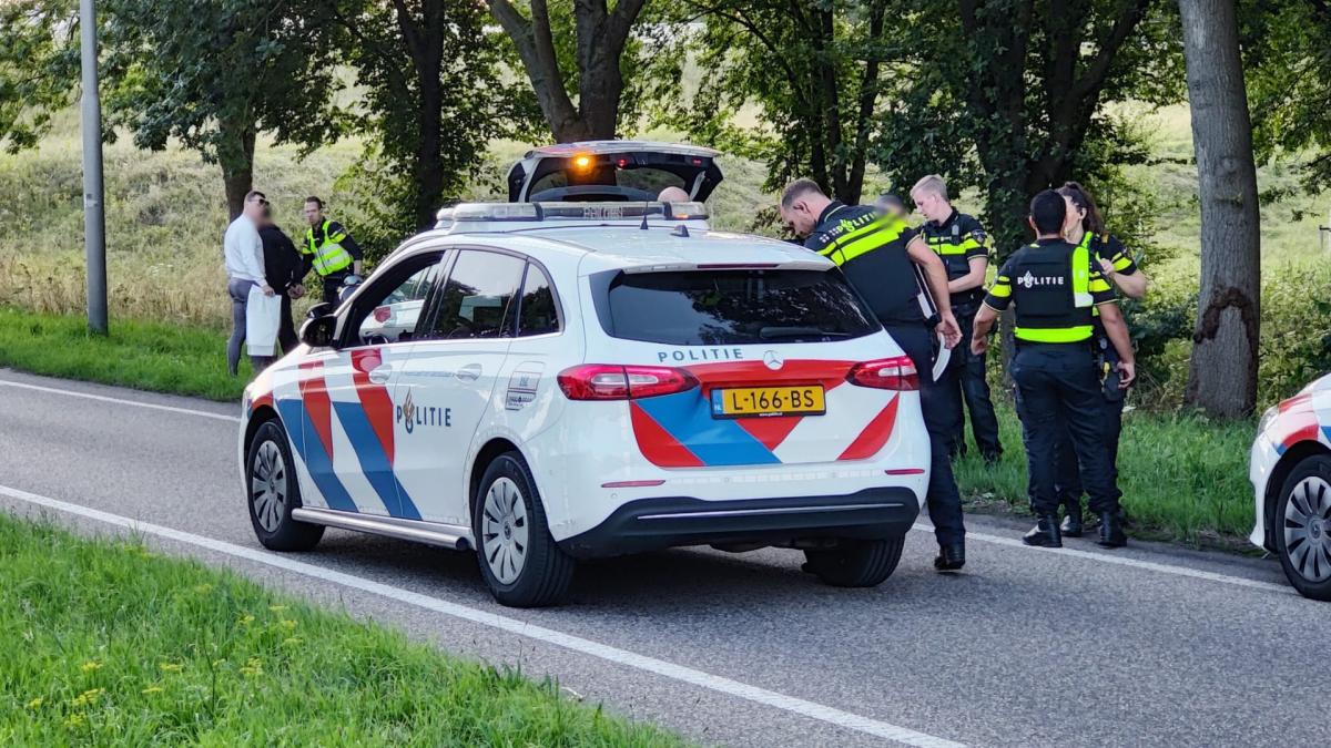Grote politie-inzet na achtervolging op A7 bij Zuidoostbeemster, twee verdachten aangehouden