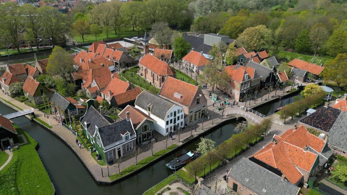 Zien: Hoe de komst van het Zuiderzeemuseum niet op rolletjes liep