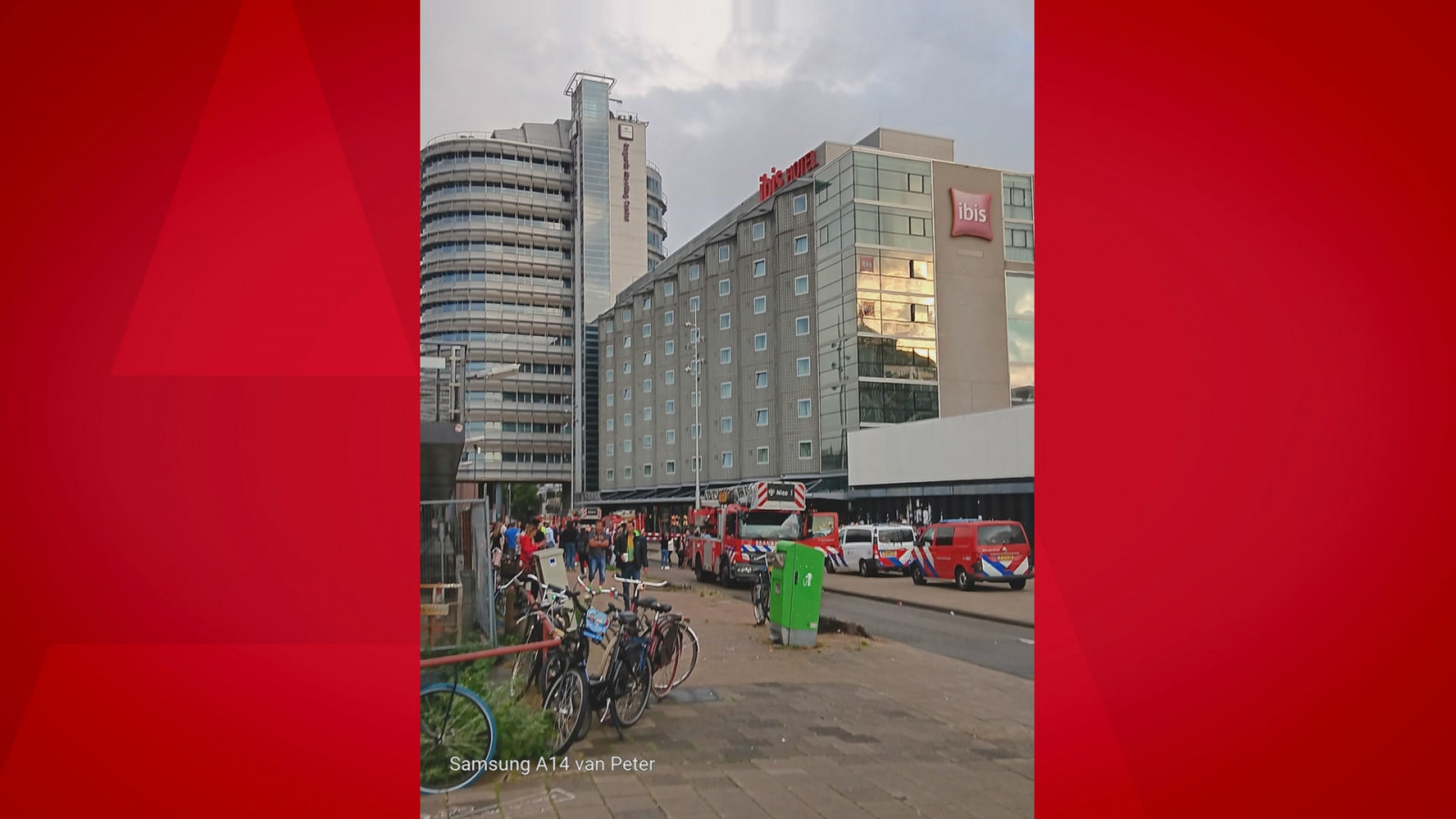 Smelten verslag doen van Verwisselbaar Ibis-hotel bij Amsterdam CS gedeeltelijk ontruimd na brand in meterkast -  NH Nieuws