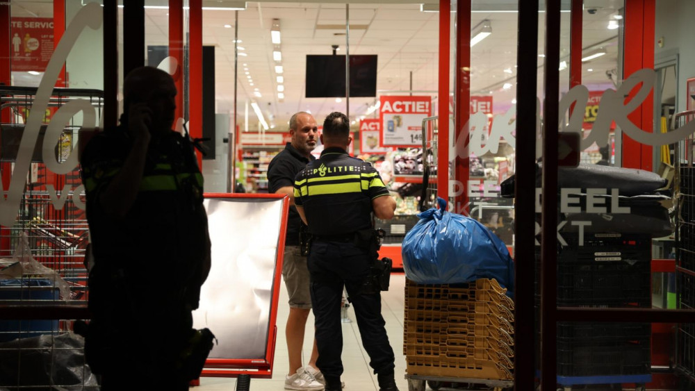 Gewapende Overval In Supermarkt Middenweg - NH Nieuws