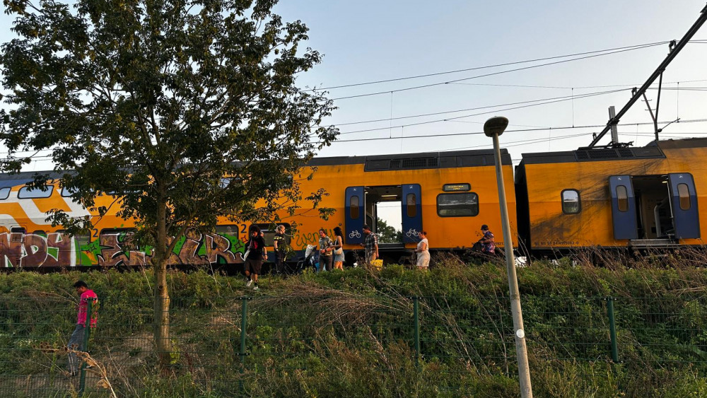 Intercity Train Evacuated Between Amsterdam Central and Sloterdijk Stations