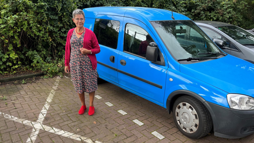 Marianne Vreest Dat Haar Bestelauto Straks Amsterdam Niet Meer In Mag ...